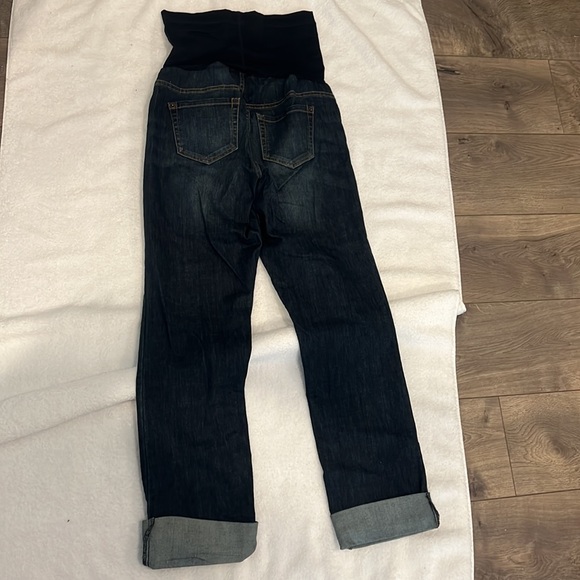Liz Lange Maternity jeans (4) pockets in front and back, rolled up hem, - Picture 2 of 3